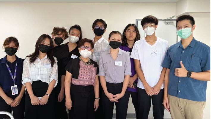 Chiangmai Hospital welcomes grade 12 students from Chiang Mai International School (CMIS)